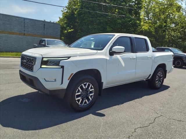 2024 Nissan Frontier SL