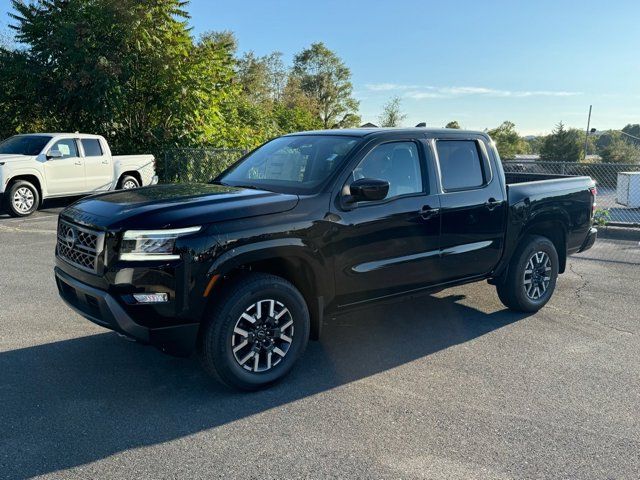 2024 Nissan Frontier SL