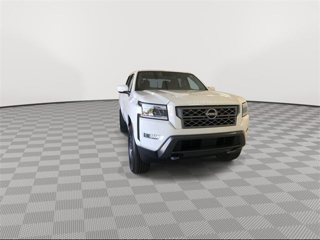 2024 Nissan Frontier SL