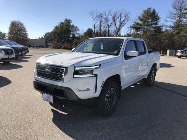 2024 Nissan Frontier SL