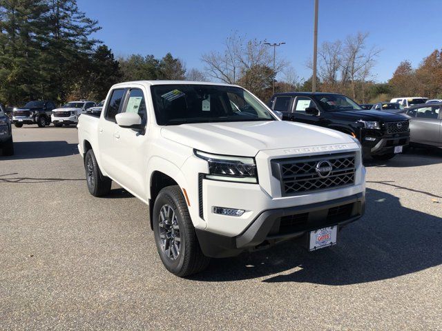 2024 Nissan Frontier SL