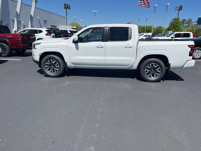 2024 Nissan Frontier SL