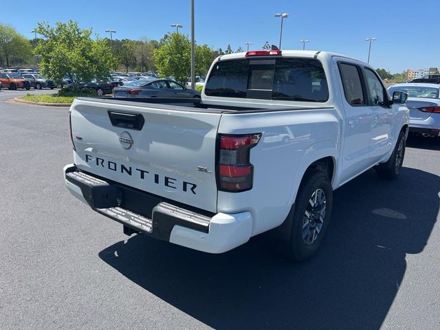 2024 Nissan Frontier SL