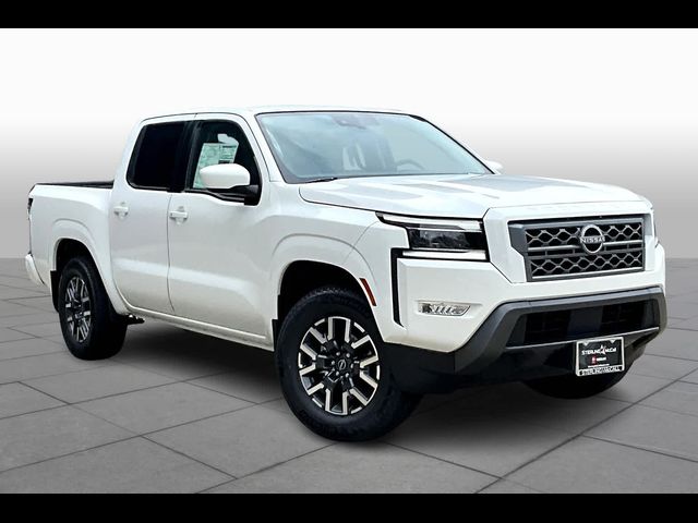 2024 Nissan Frontier SL