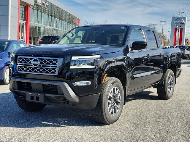 2024 Nissan Frontier SL