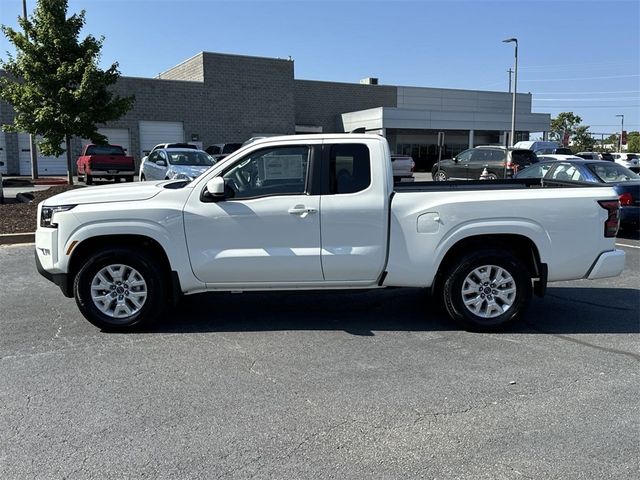 2024 Nissan Frontier SV