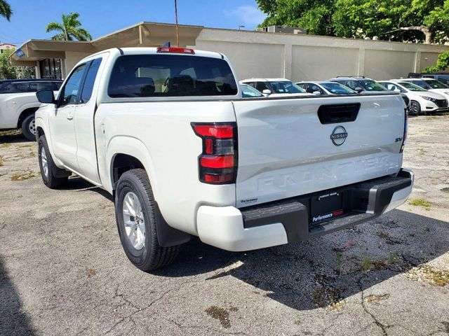 2024 Nissan Frontier SV