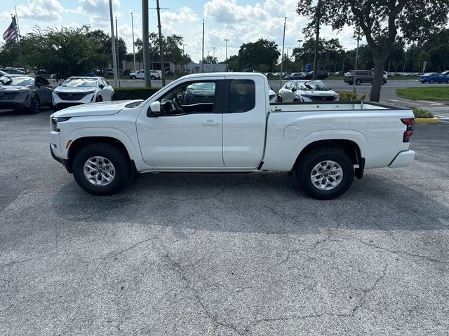 2024 Nissan Frontier SV