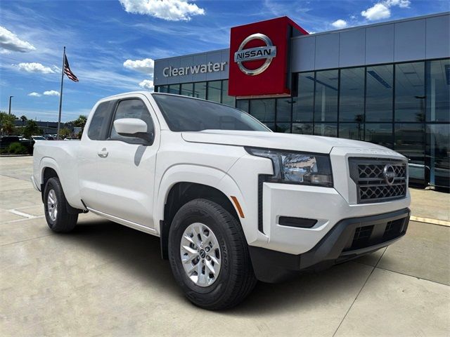 2024 Nissan Frontier SV