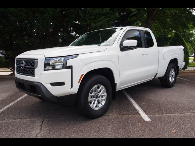 2024 Nissan Frontier SV