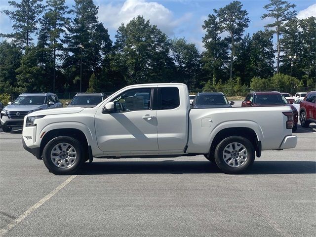 2024 Nissan Frontier SV