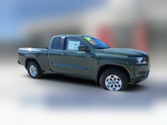 2024 Nissan Frontier SV