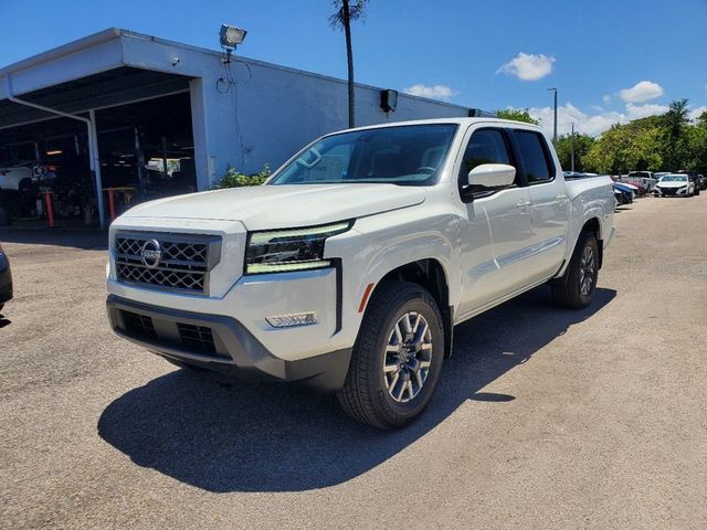 2024 Nissan Frontier SV