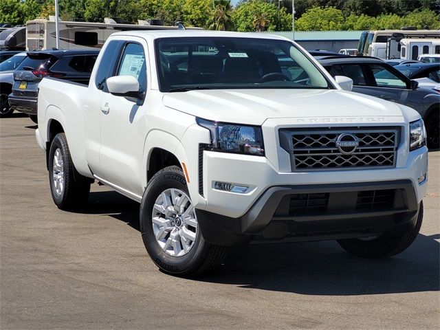 2024 Nissan Frontier SV