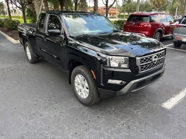 2024 Nissan Frontier SV