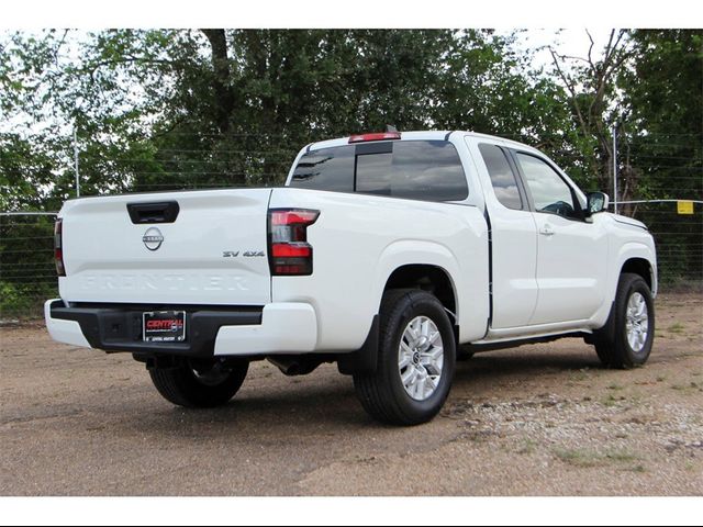 2024 Nissan Frontier SV