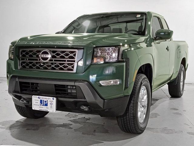 2024 Nissan Frontier SV