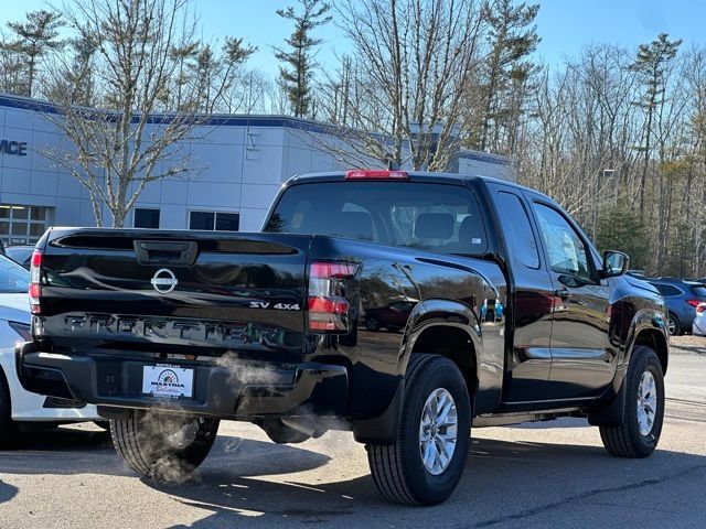 2024 Nissan Frontier SV