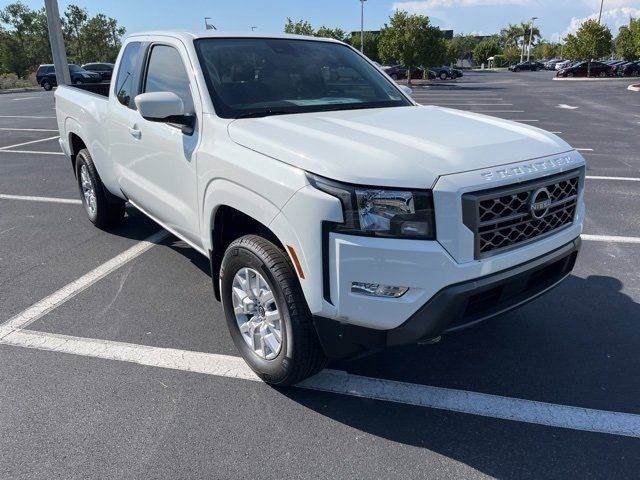 2024 Nissan Frontier SV