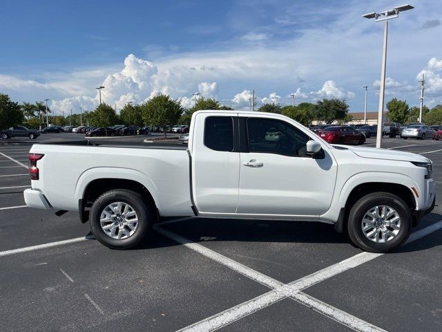 2024 Nissan Frontier SV