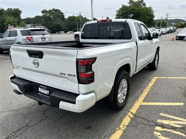 2024 Nissan Frontier SV