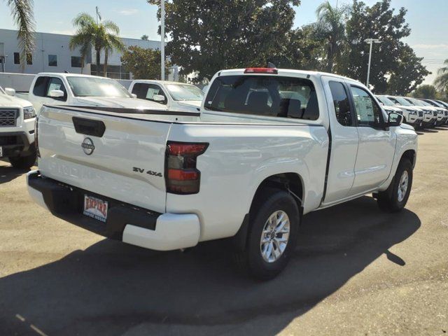 2024 Nissan Frontier SV