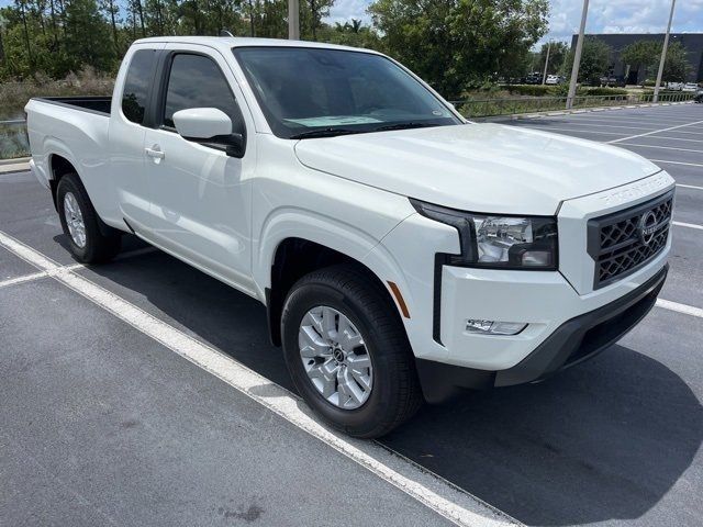 2024 Nissan Frontier SV