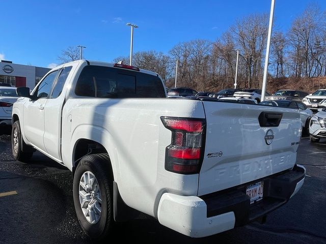 2024 Nissan Frontier SV