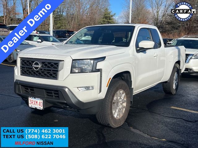 2024 Nissan Frontier SV