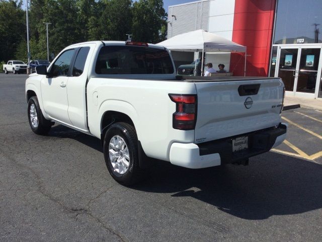 2024 Nissan Frontier SV