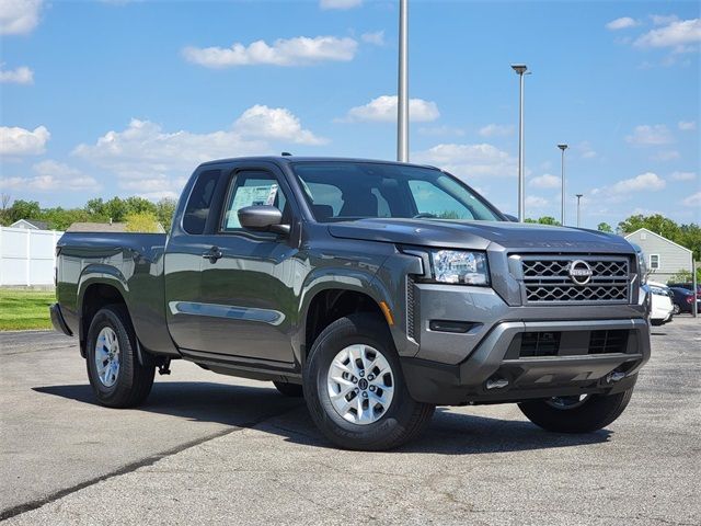 2024 Nissan Frontier SV