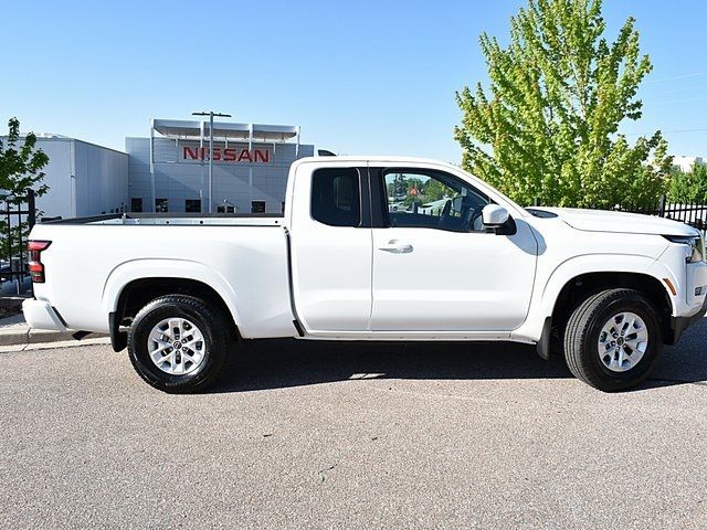 2024 Nissan Frontier SV