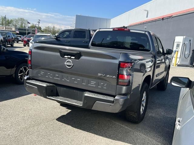 2024 Nissan Frontier SV