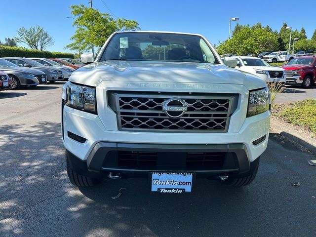 2024 Nissan Frontier SV