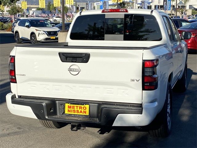 2024 Nissan Frontier SV