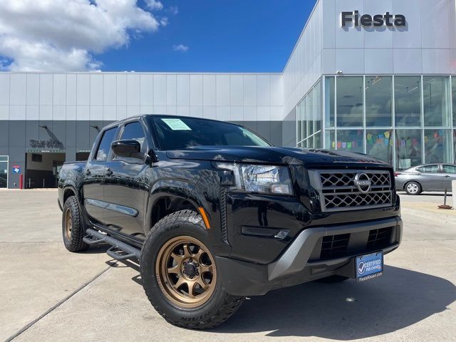 2024 Nissan Frontier SV