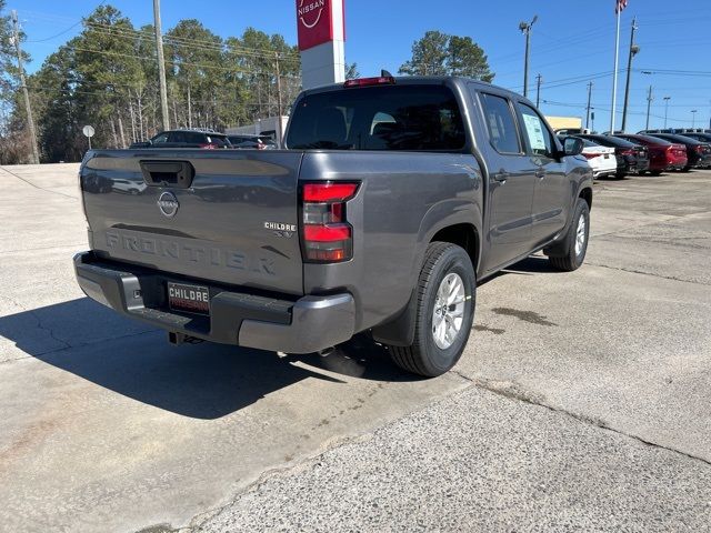 2024 Nissan Frontier SV