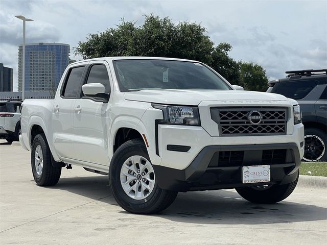 2024 Nissan Frontier SV