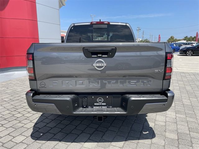 2024 Nissan Frontier SV