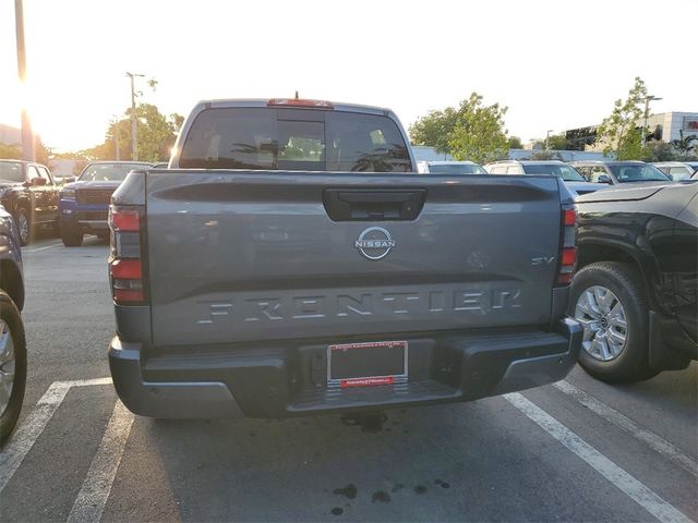 2024 Nissan Frontier SV