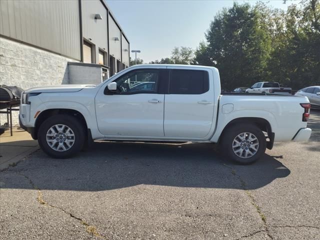 2024 Nissan Frontier SV