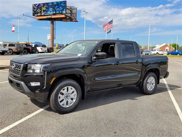 2024 Nissan Frontier SV