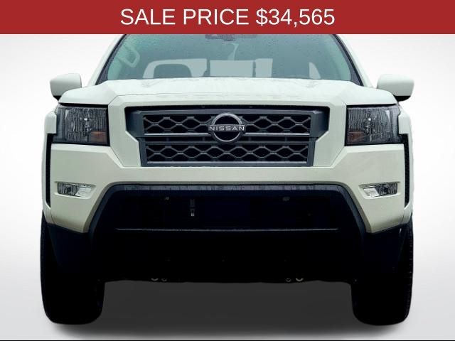 2024 Nissan Frontier SV