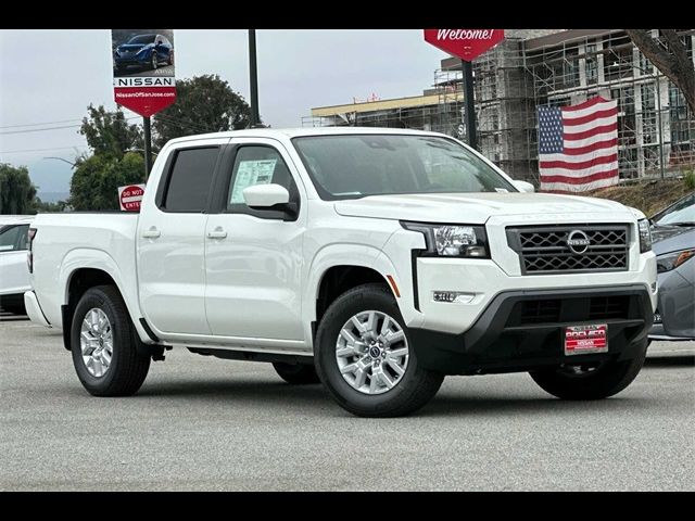 2024 Nissan Frontier SV