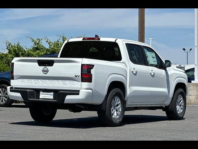 2024 Nissan Frontier SV