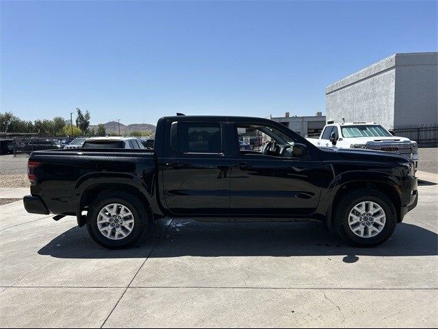 2024 Nissan Frontier SV