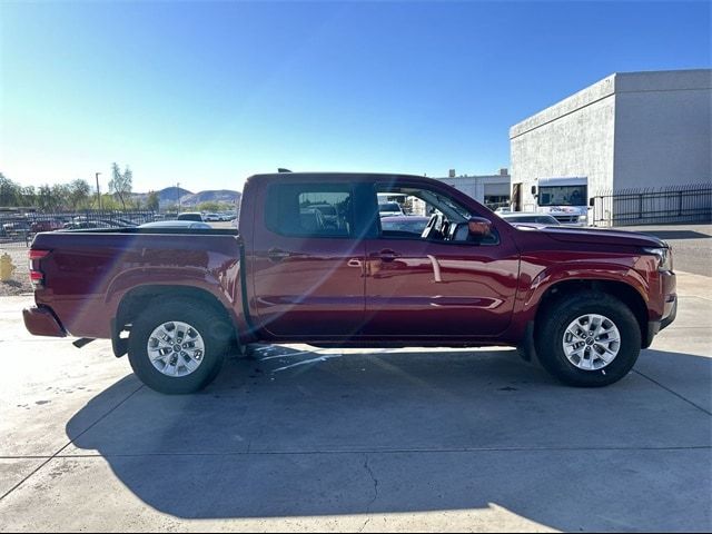 2024 Nissan Frontier SV