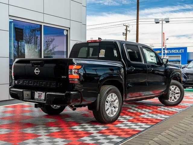 2024 Nissan Frontier SV