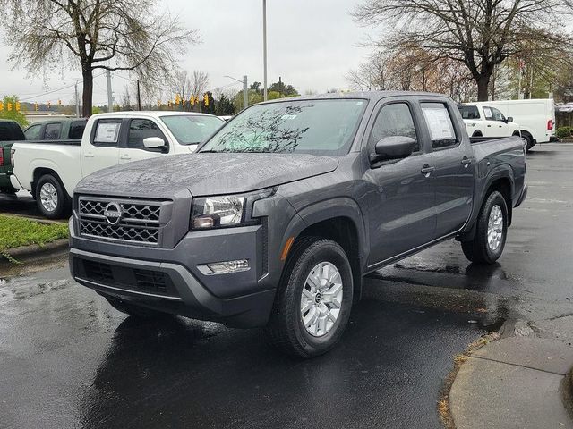 2024 Nissan Frontier SV