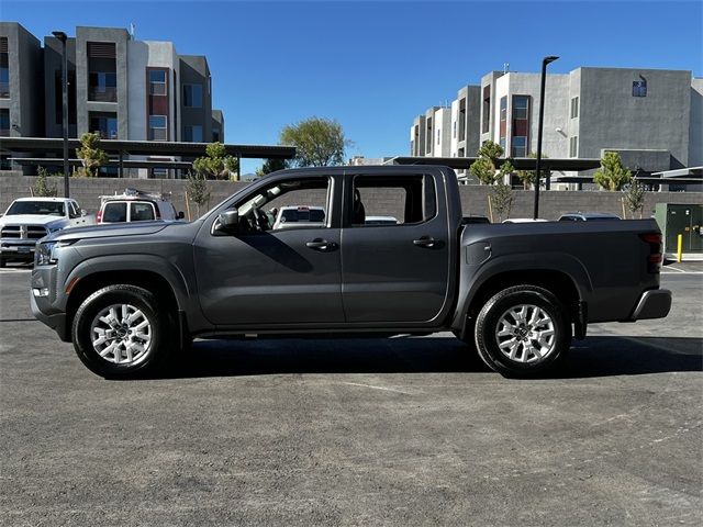 2024 Nissan Frontier SV